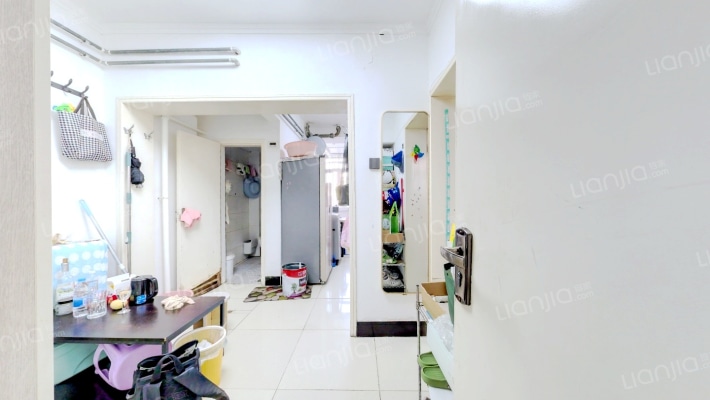 尖岭小区二手房实景图