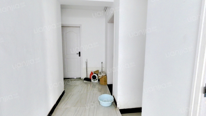云间名门二手房实景图