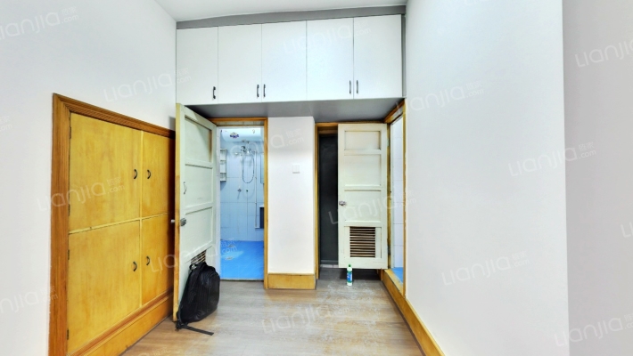 一汽8A街区二手房实景图