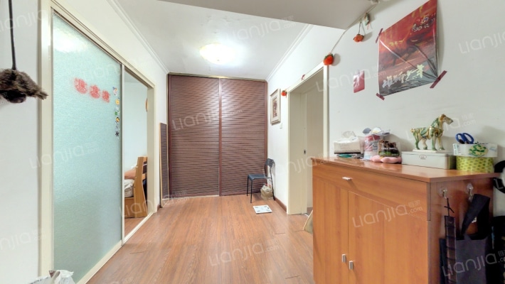 东方东路二手房实景图