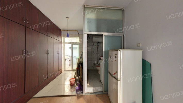 东荣花园小区二手房实景图