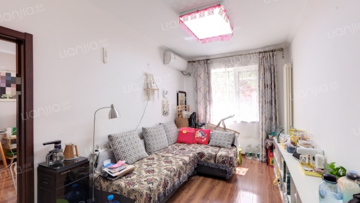 静安里二手房实景图