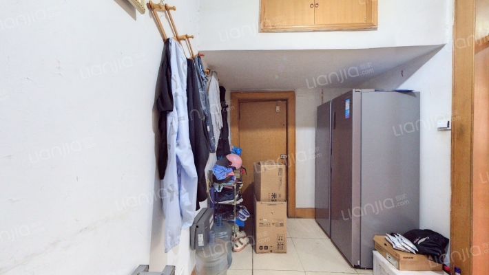 计生委宿舍二手房实景图