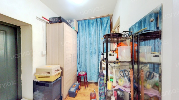 新月街二手房实景图