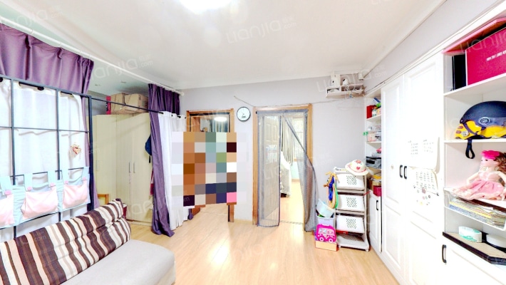 路缘小区二手房实景图