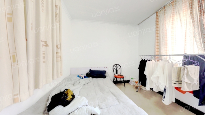 燕庄聚馨花园二手房实景图