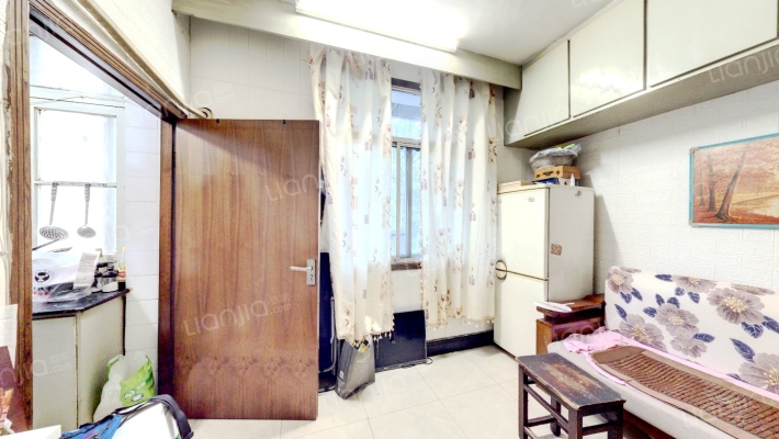 东九儿园二手房实景图