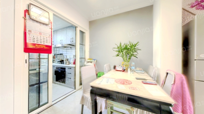 宝塔桥东街社区二手房实景图