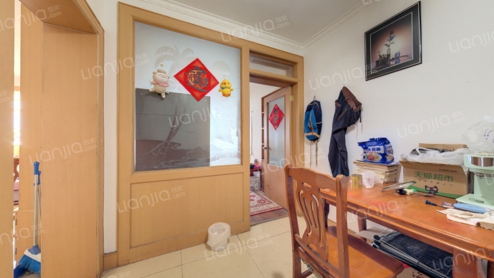 荣泰街二手房实景图