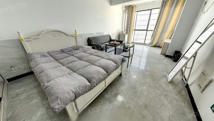 小月亮影视文化城二手房实景图