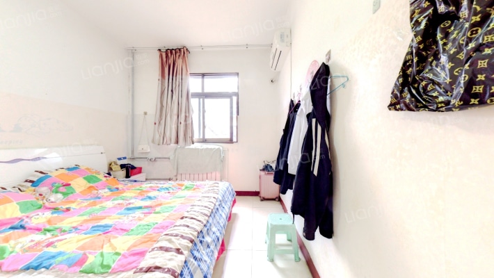 交通新苑社区二手房实景图