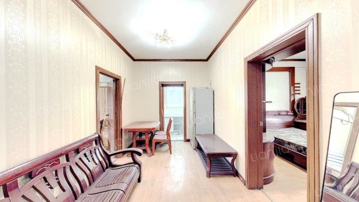 灯具厂宿舍二手房实景图