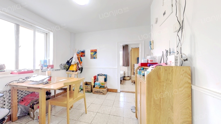 新苑街10号院二手房实景图