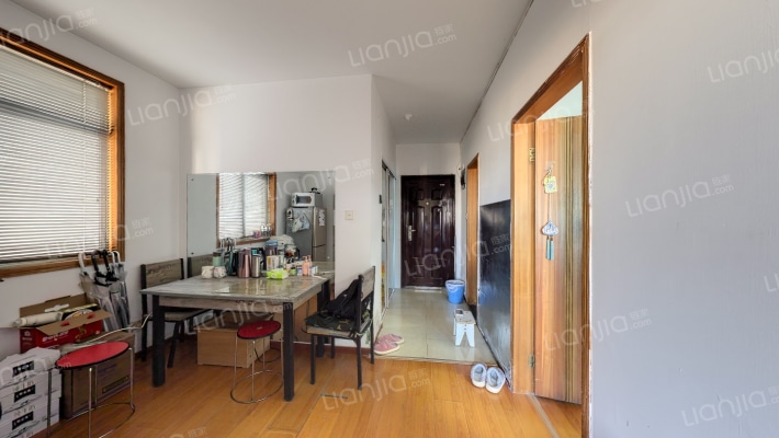 同坤大厦二手房实景图