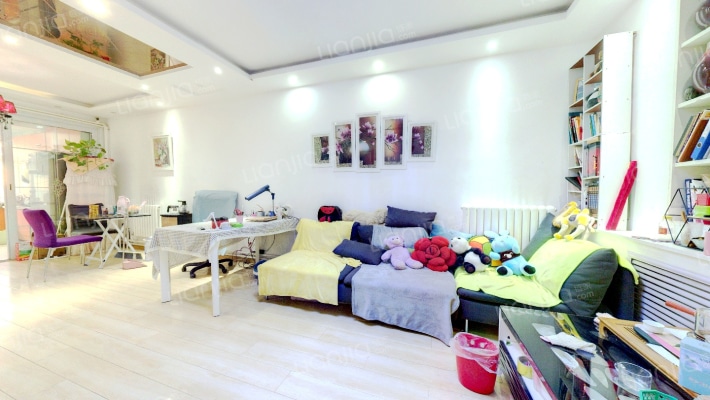 鸿建花园二手房实景图