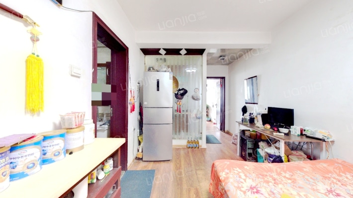 英俊名邸二手房实景图