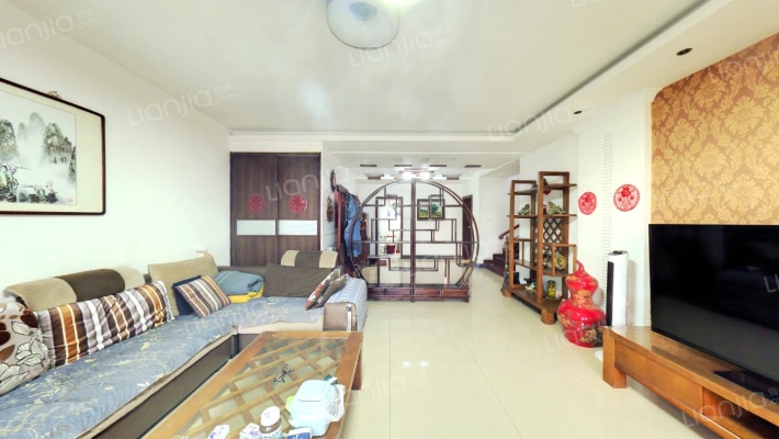 万联别墅二手房实景图