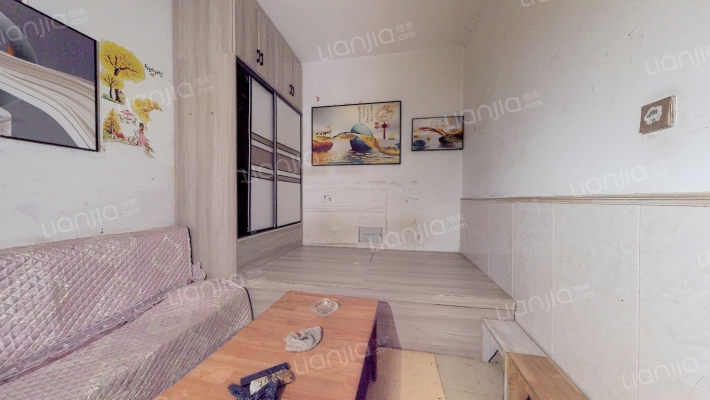 优濠斯二手房实景图