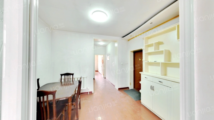 万通花园C区二手房实景图