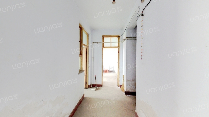 收割机厂家属楼(胜利西路)二手房实景图