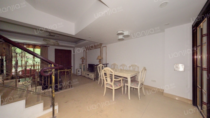 碧桂园威尼斯城翠漾花岸二手房实景图