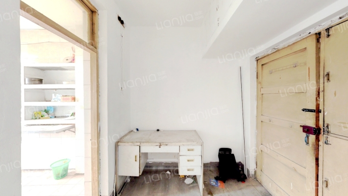 电大街66-48二手房实景图