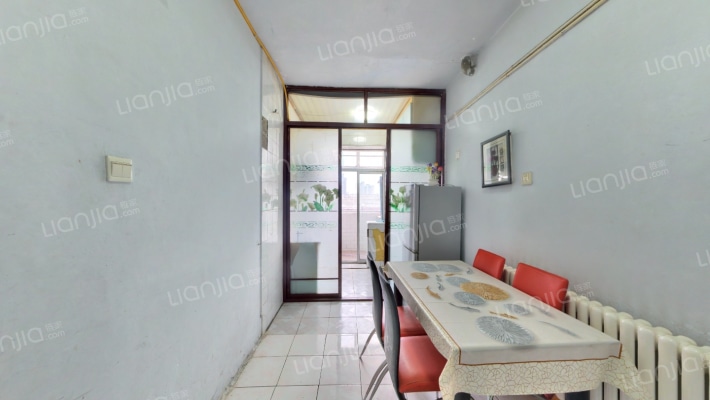 英海楼二手房实景图