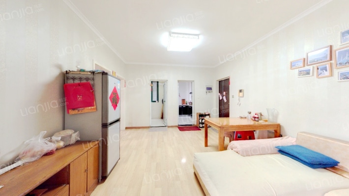 南国玲珑碧玉二手房实景图