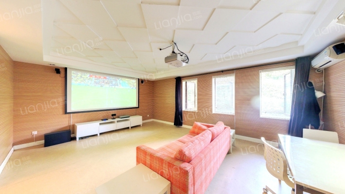 天邻湖景二手房实景图