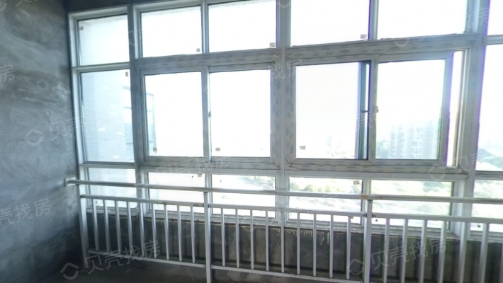 市医院景泰星湖湾电梯12楼 毛坯 满5年有钥匙-阳台