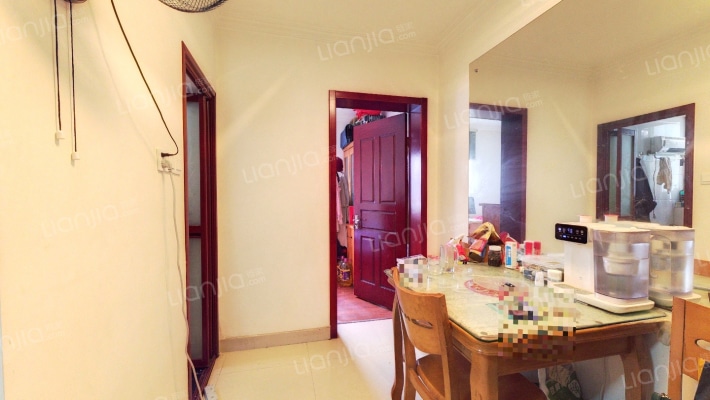 凤凰西街128-138号小区二手房实景图