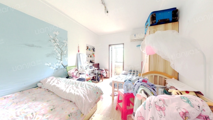 鸿翔巷二手房实景图