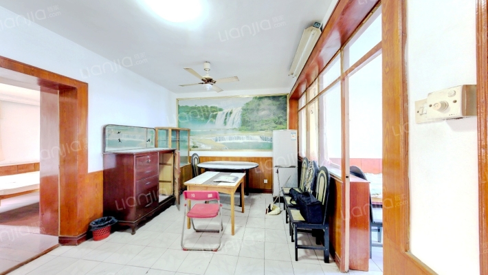 安庆路119号二手房实景图