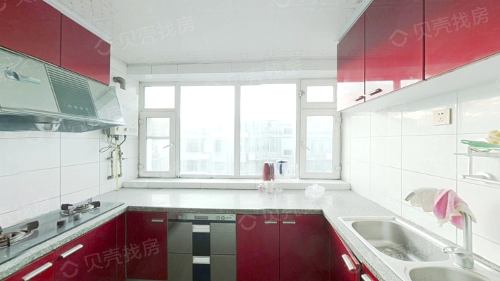 北京路轴承厂，精装三室，全明户型，可拎包入住-厨房