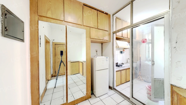 新华西社区二手房实景图