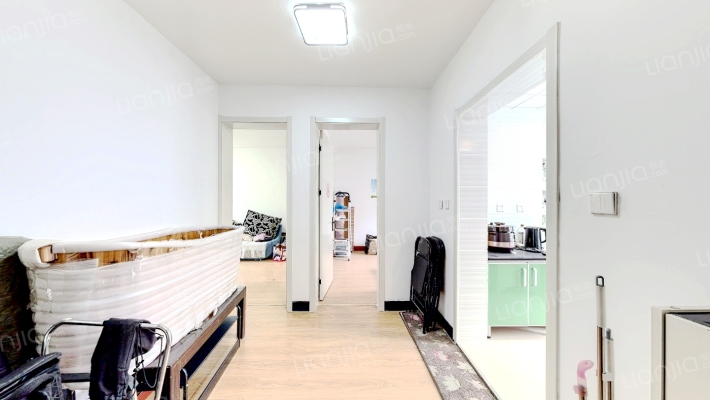 糖烟酒公司宿舍二手房实景图