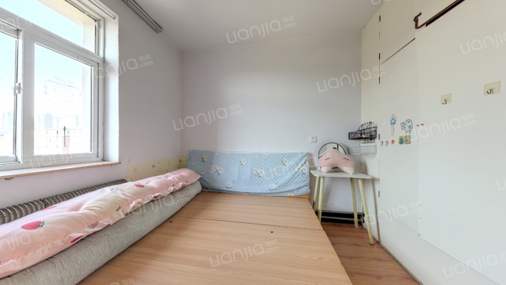 消防队散盘二手房实景图