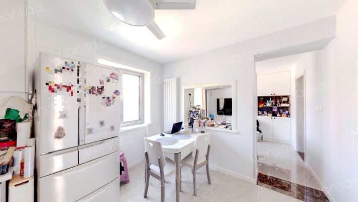 市政里二手房实景图