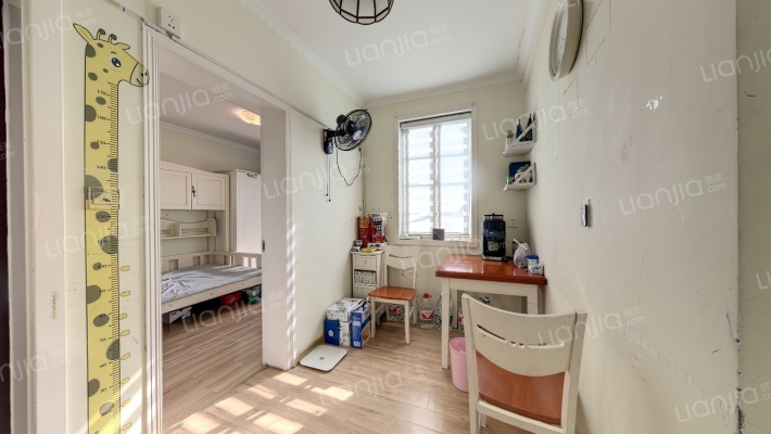 南砖新村二手房实景图