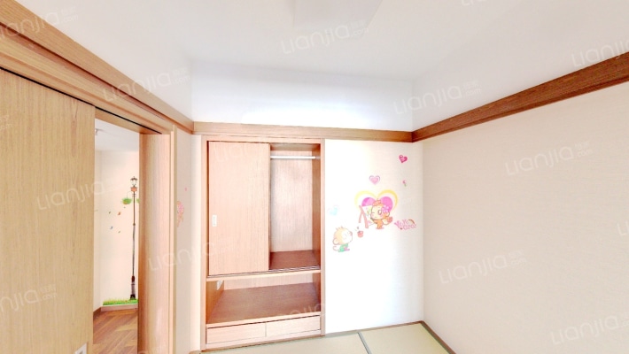 柏悦国际公寓二手房实景图