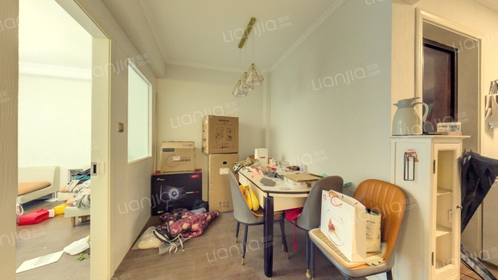 名都花园二手房实景图