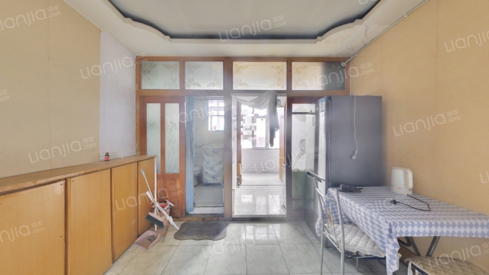 农资公司宿舍二手房实景图