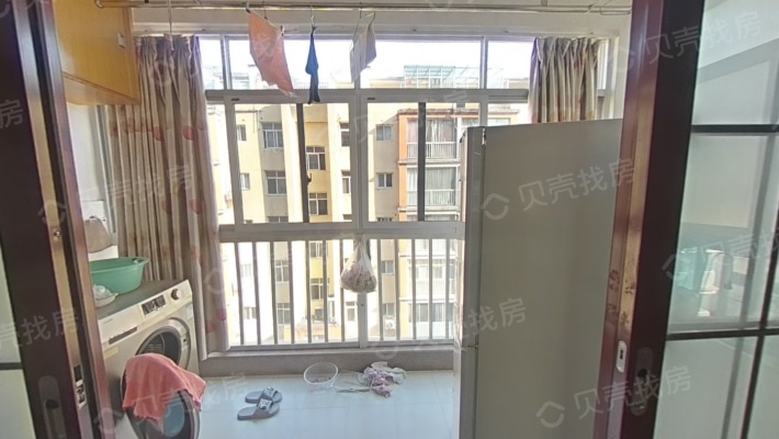 秀江外滩一期  精装两房 全新品牌家具家电-阳台