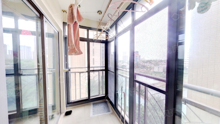 澄迈鲁能海蓝福源东二东区  精装修 一室两厅 满五唯一-阳台