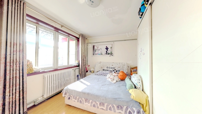 凤凰山路25号二手房实景图