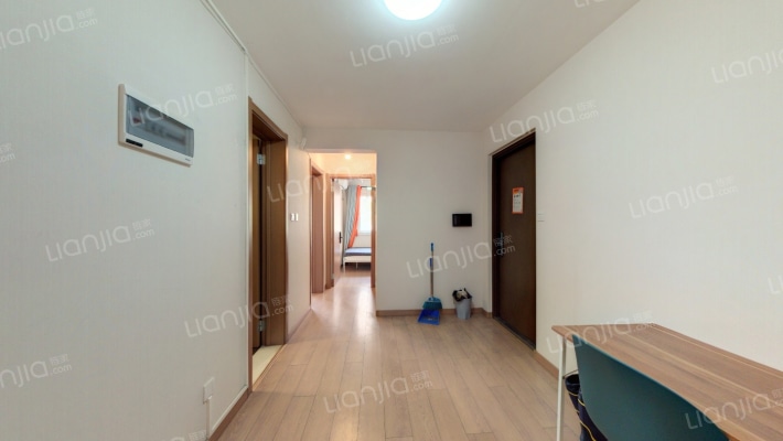 万科金域华府C区二手房实景图