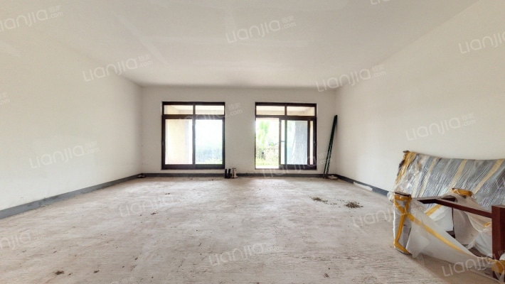 华侨城天澜美墅二手房实景图