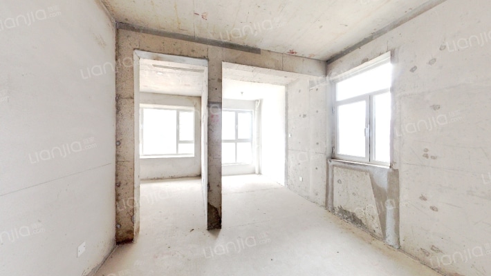 铂悦府二手房实景图