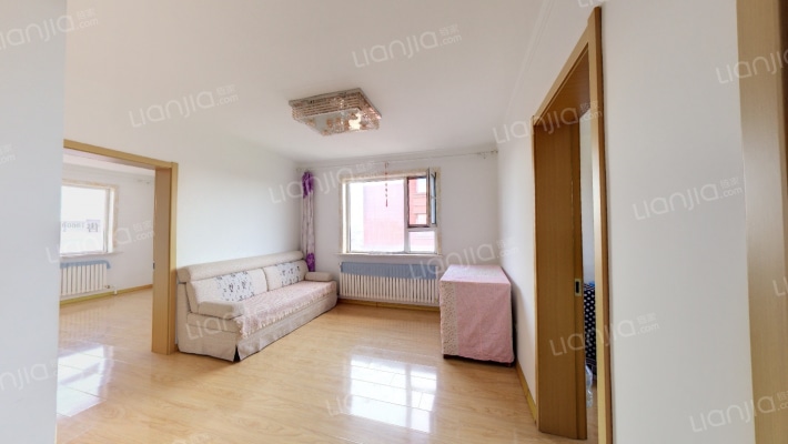 塞纳阳光A区二手房实景图