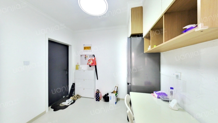 琥珀巷高层小区二手房实景图